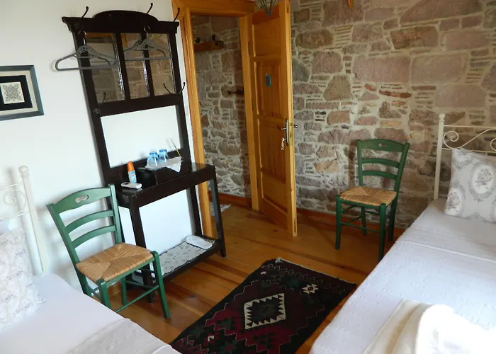 Fragrante - Adult Only 3*